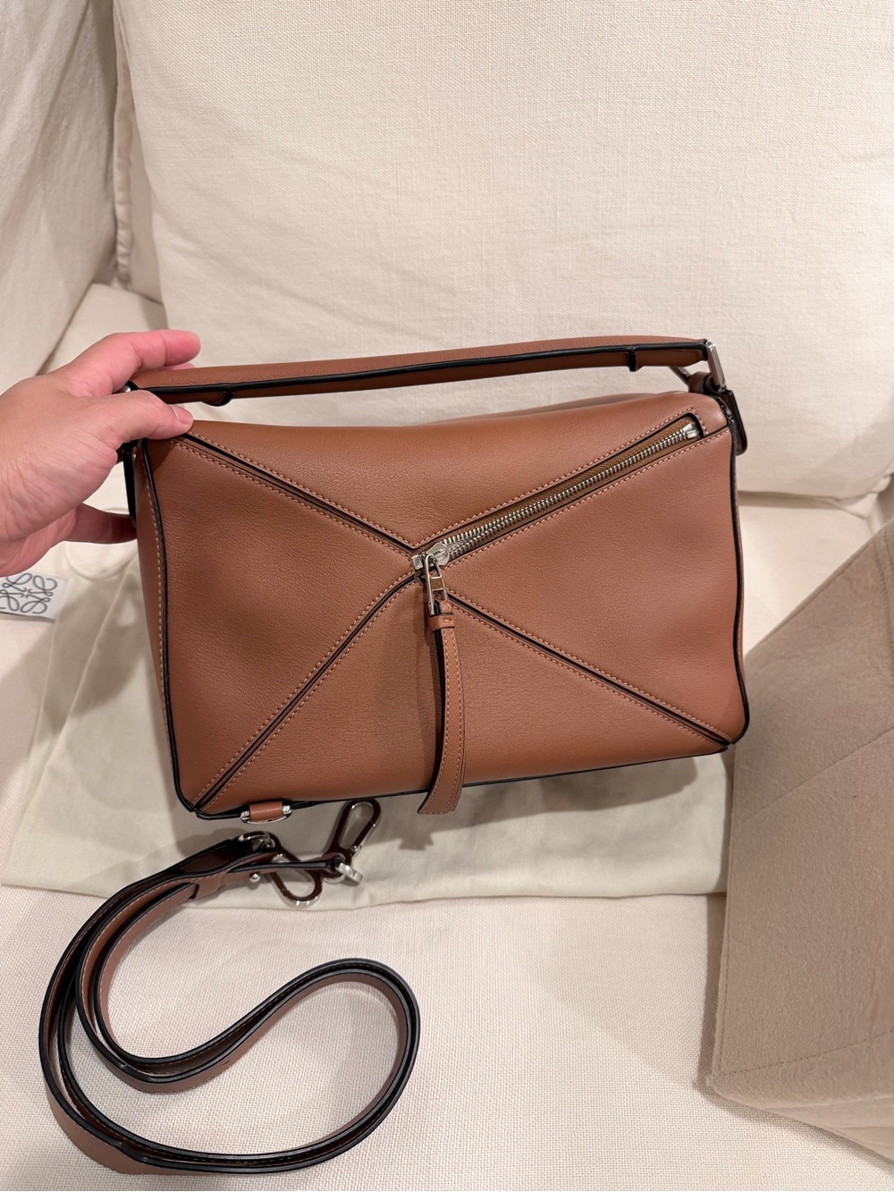 Loewe Brown Puzzle medium Leather Shoulder Bag - Picture 3 of 11
